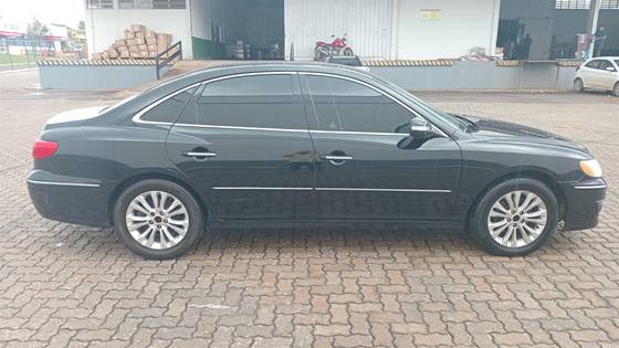 HYUNDAI AZERA 3.3 MPFI GLS SEDAN V6 24V GASOLINA 4P AUTOMÁTICO